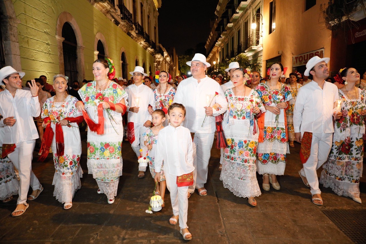 El Alcalde Renán Barrera Concha encabezó los festejos por el 481 ...